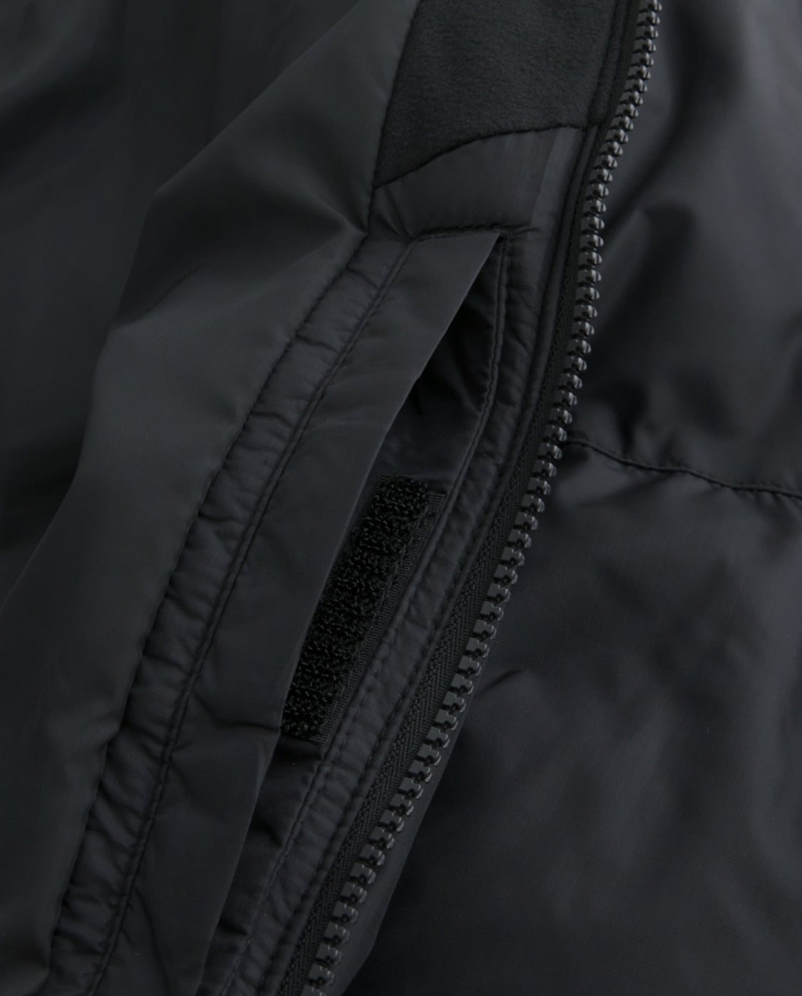 Doudoune à col cheminée de coupe boxy