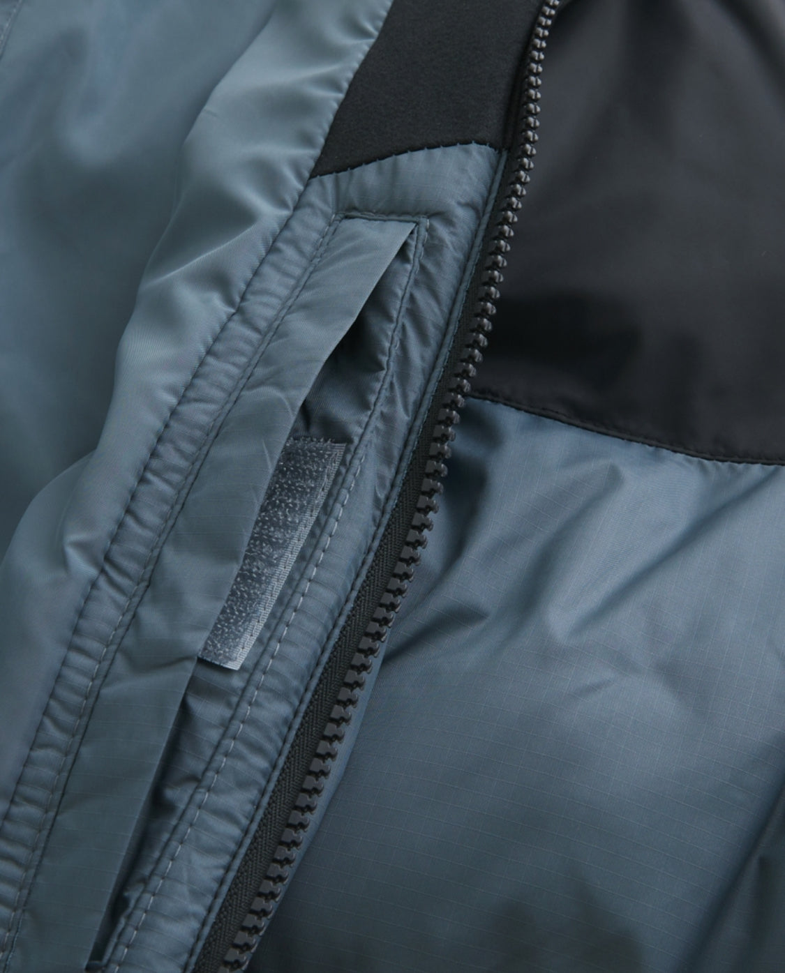 Doudoune à col cheminée de coupe boxy