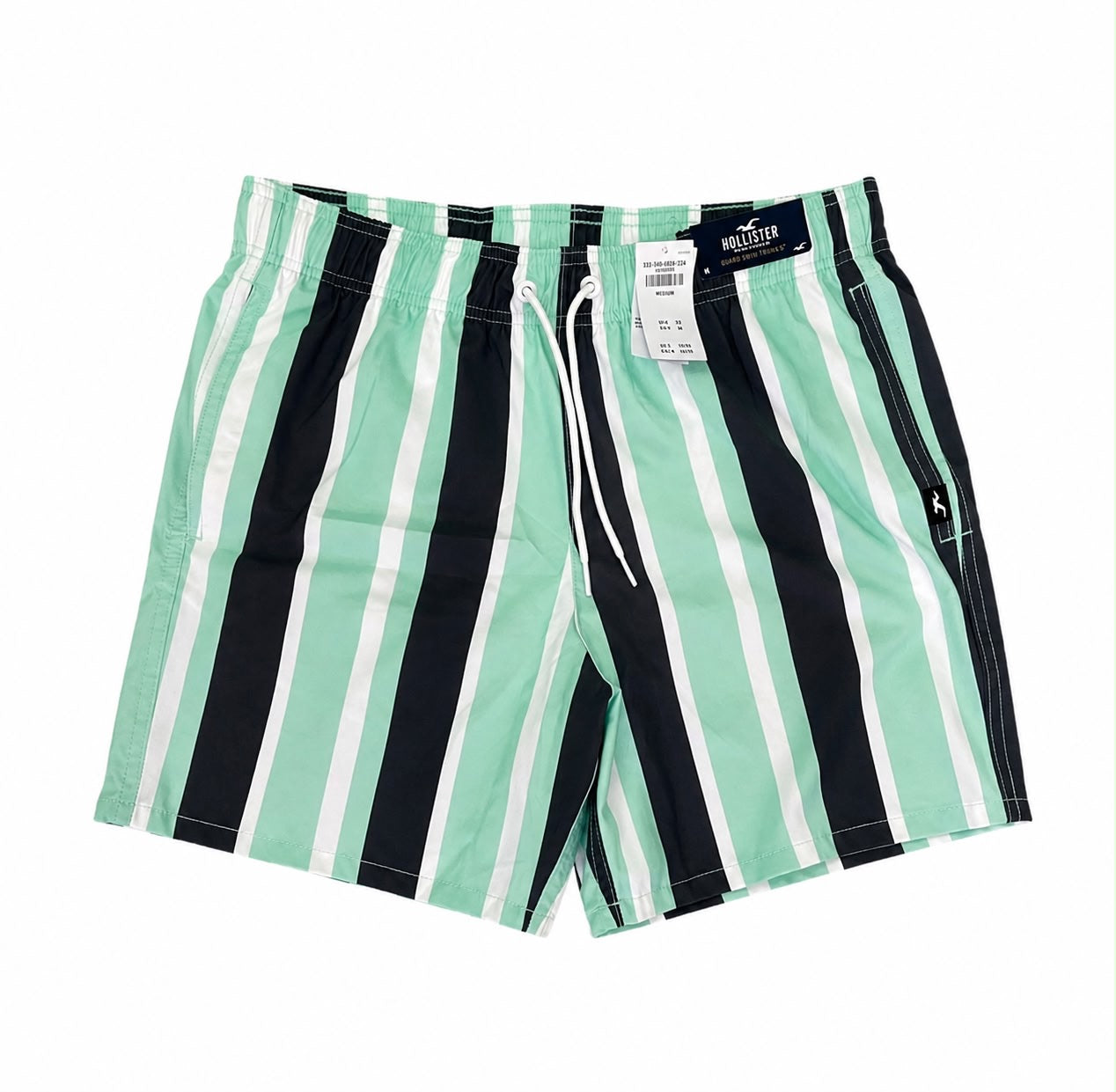 Short de bain style volley en tissu gaufré longueur mi-cuisse