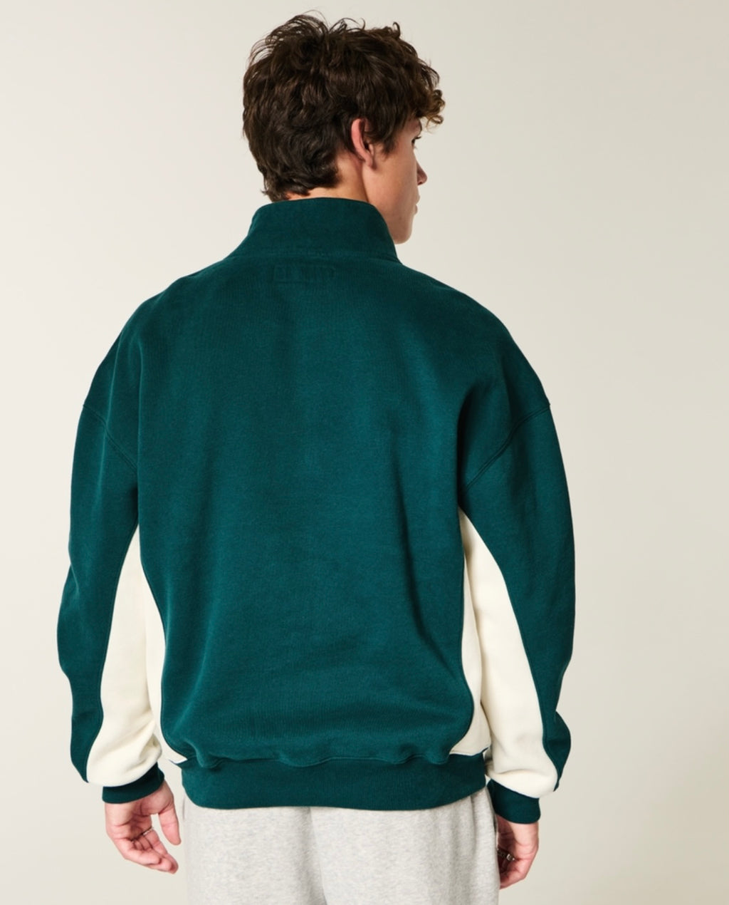 Sweat à logo Boxy et fermeture éclair quart de longueur