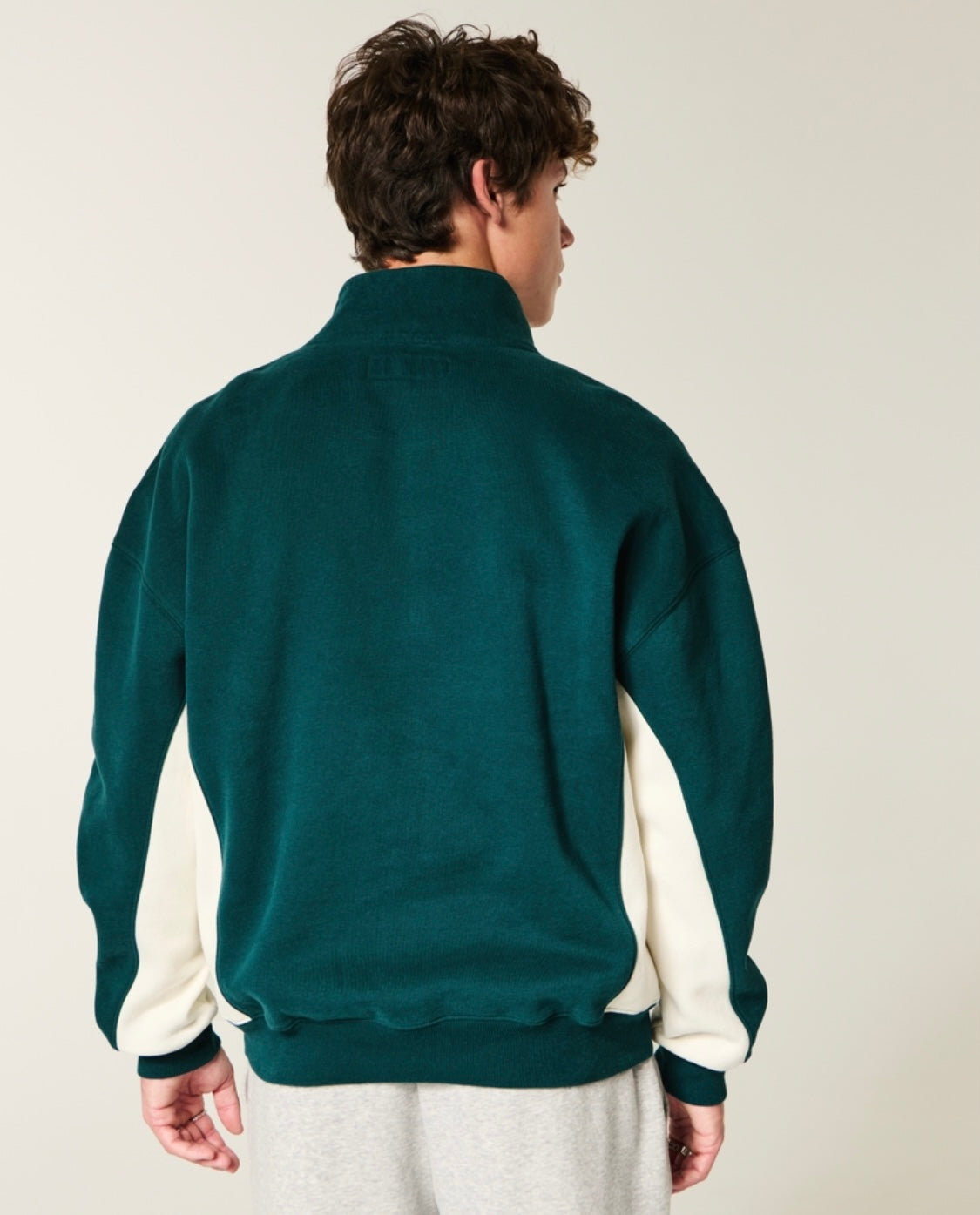 Sweat à logo Boxy et fermeture éclair quart de longueur