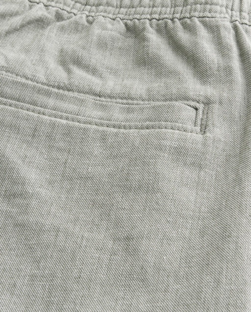 Short à enfiler mi-cuisse en mélange de lin