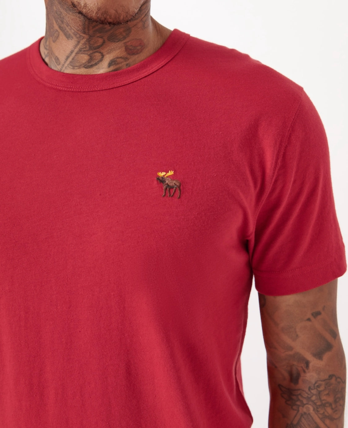 T-shirt avec emblème en relief