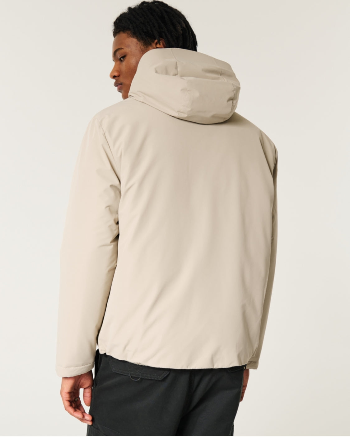 Veste coquille à capuchon