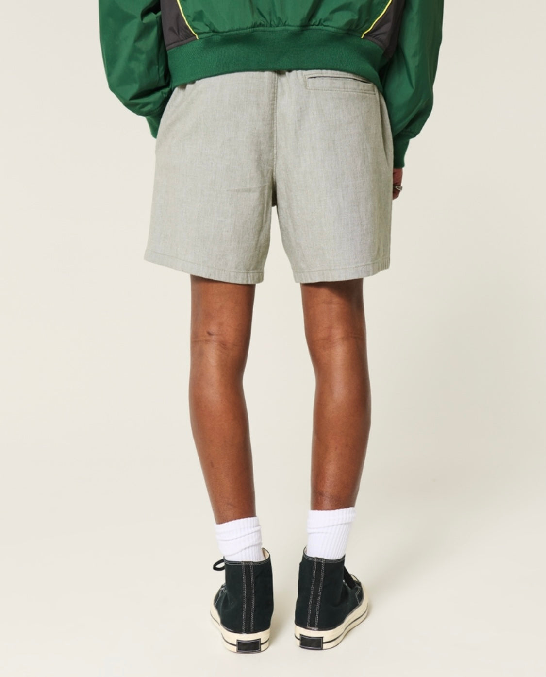 Short à enfiler mi-cuisse en mélange de lin
