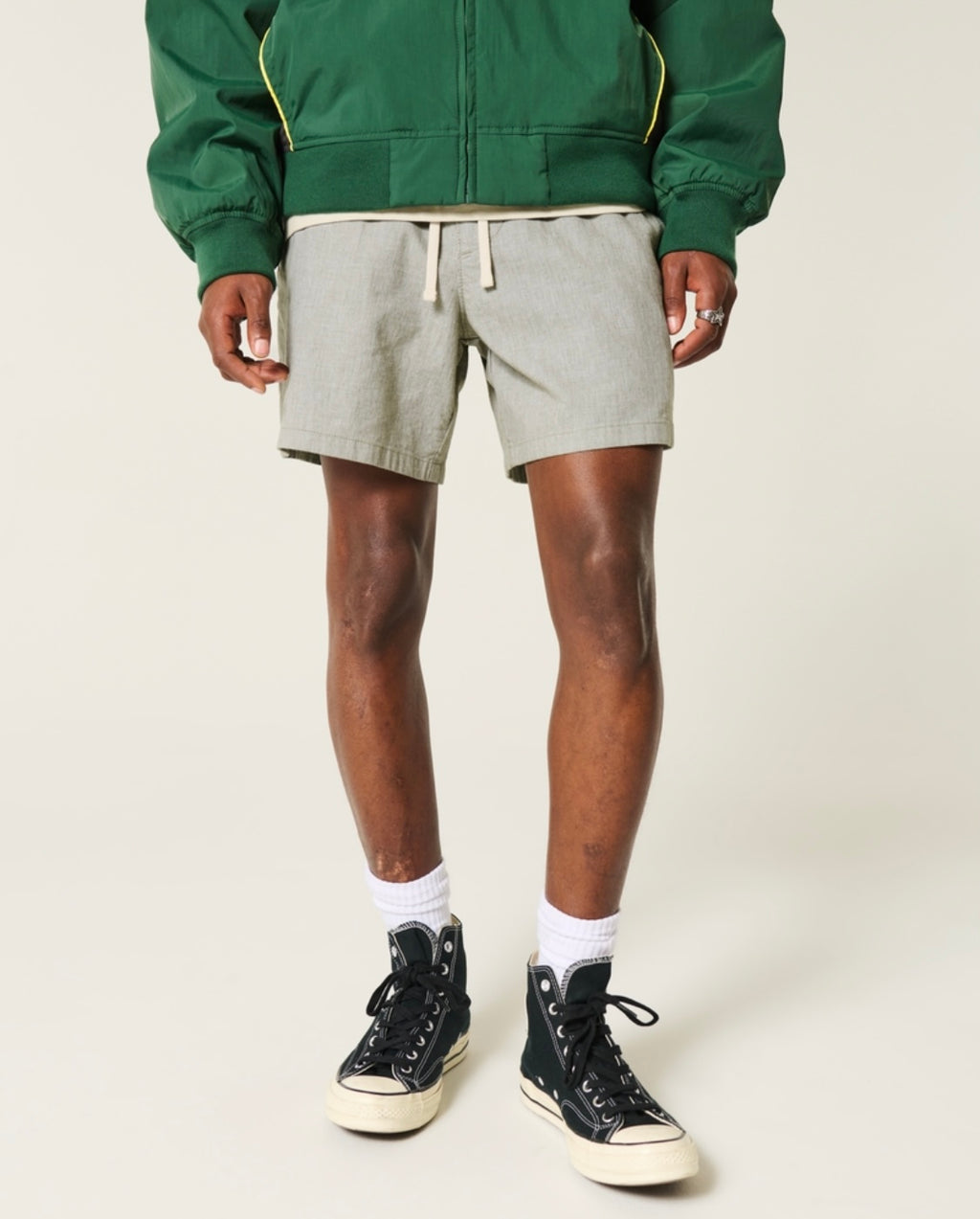 Short à enfiler mi-cuisse en mélange de lin