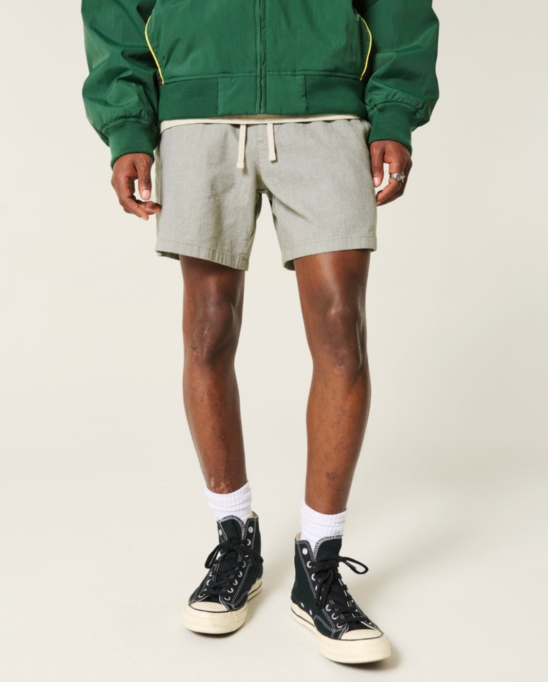 Short à enfiler mi-cuisse en mélange de lin
