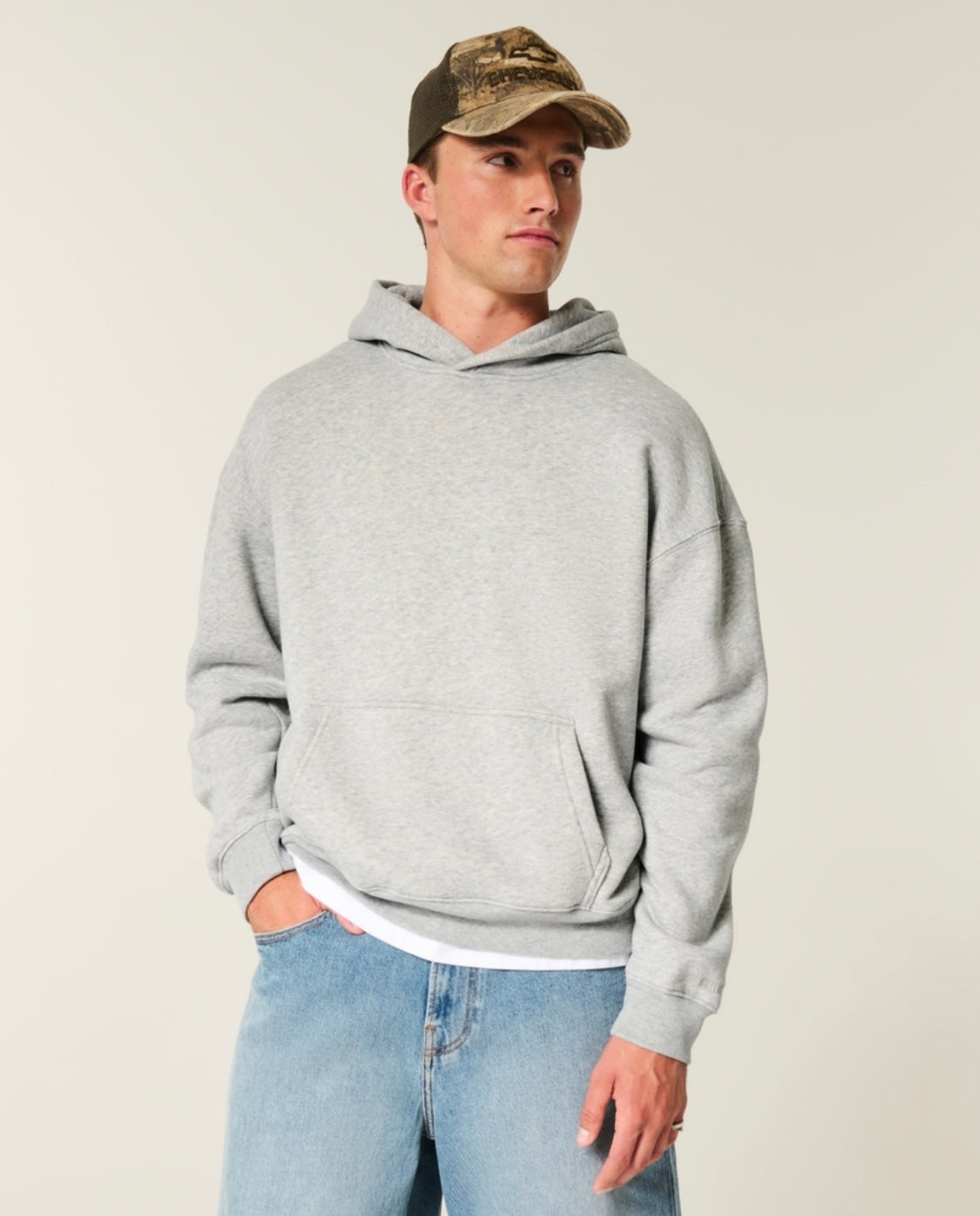 Sweat à capuche Feel Good de Hollister Boxy