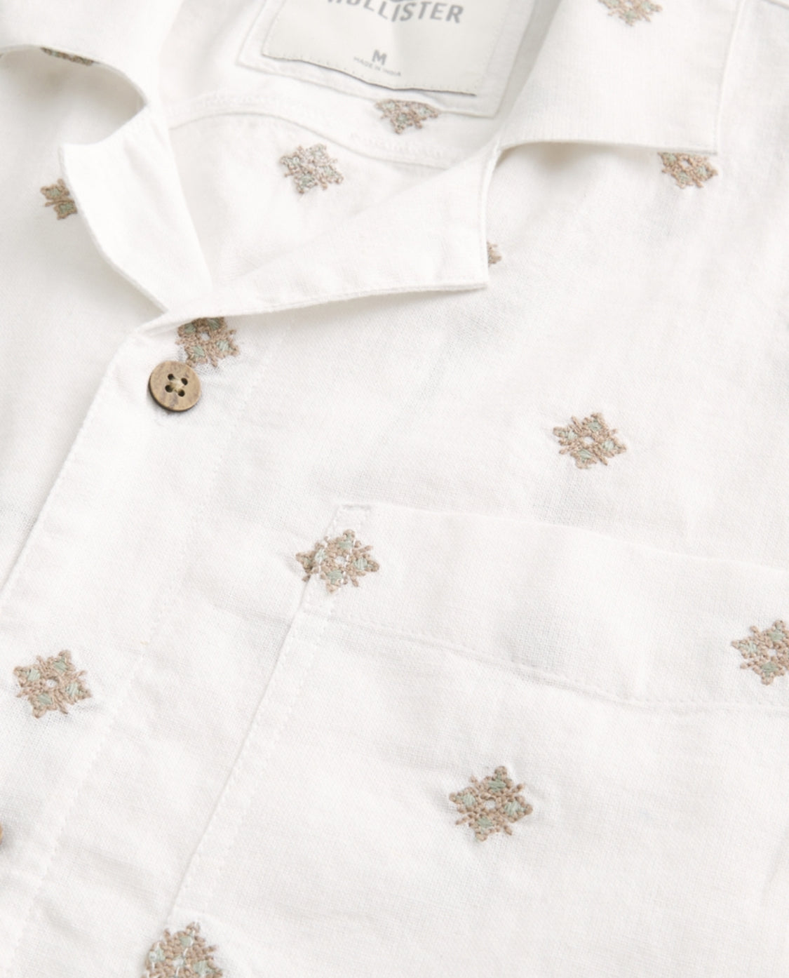 Chemise à manches courtes à motif brodé