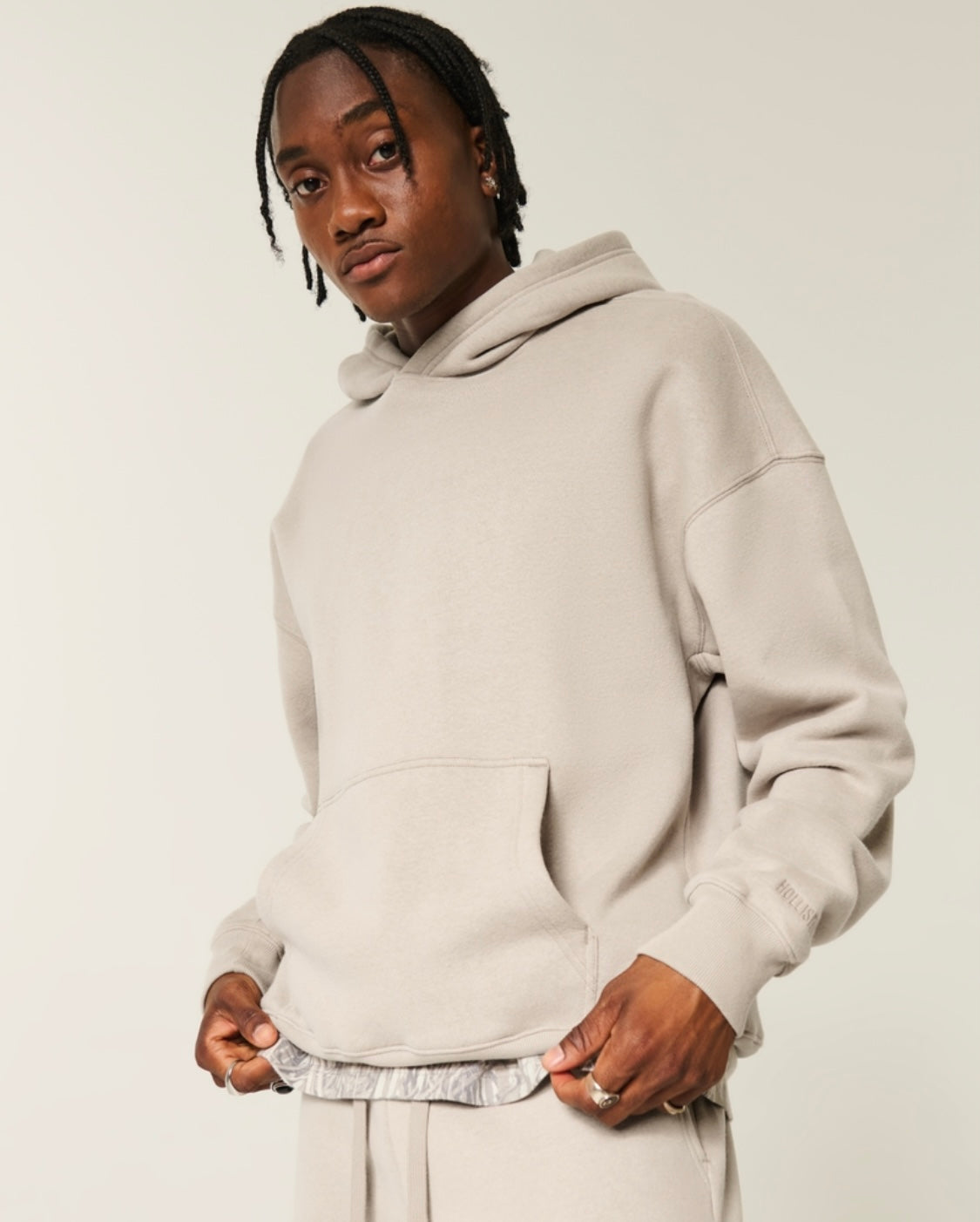 Sweat à capuche Feel Good de Hollister Boxy